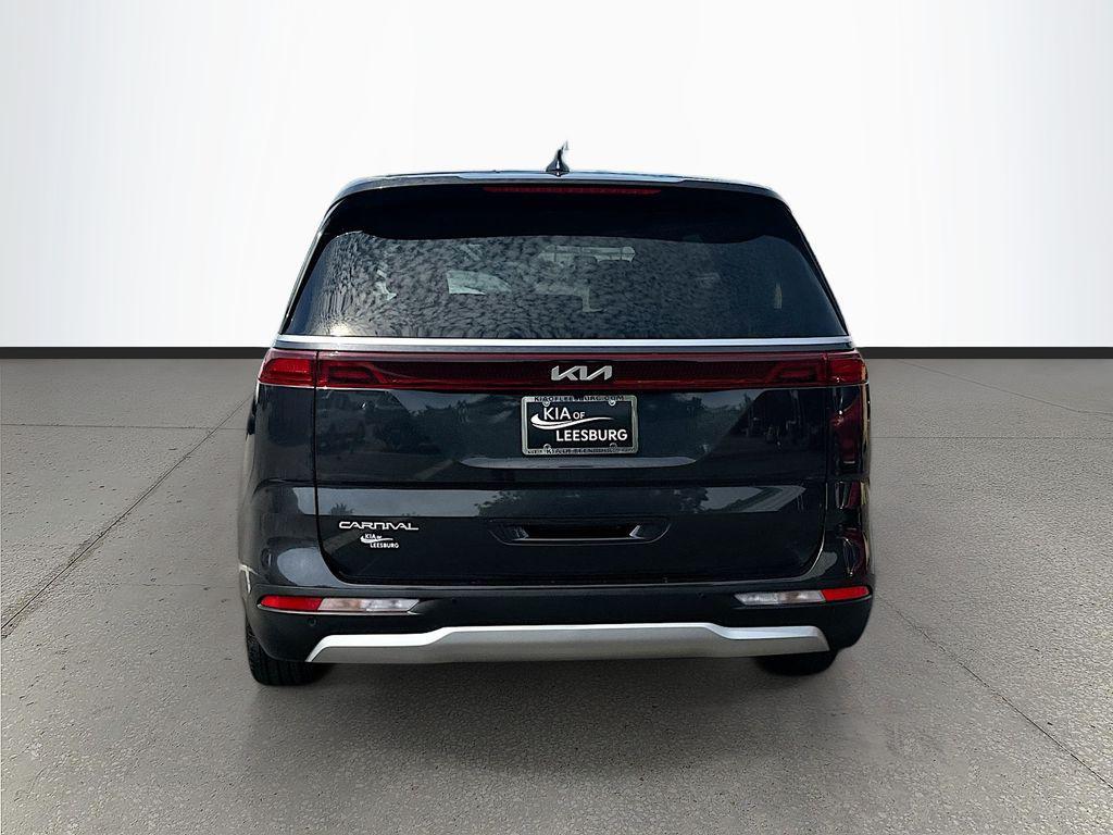 used 2024 Kia Carnival car, priced at $35,076