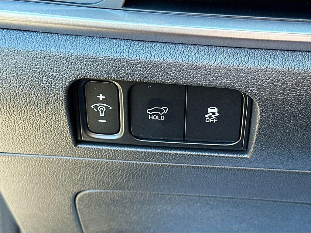 new 2026 Kia Sorento Hybrid car, priced at $34,953