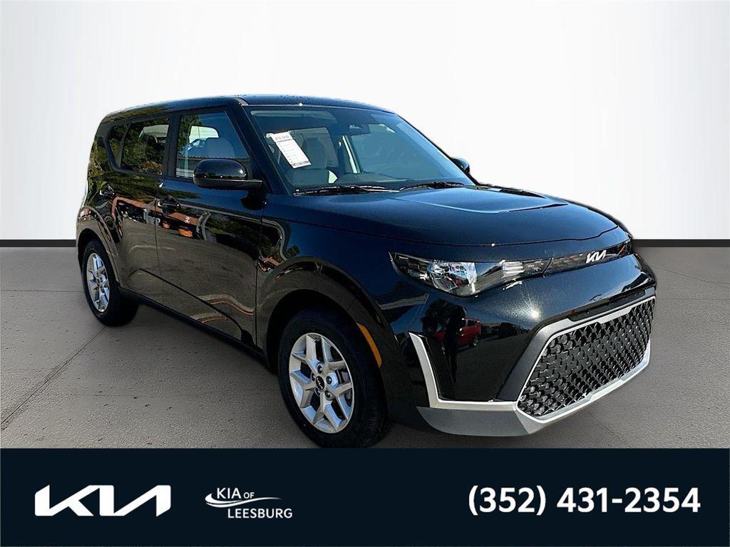 new 2025 Kia Soul car, priced at $19,948