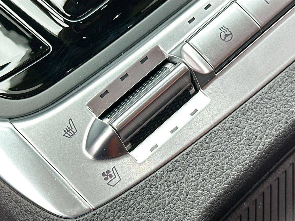 new 2026 Kia Carnival car, priced at $50,048