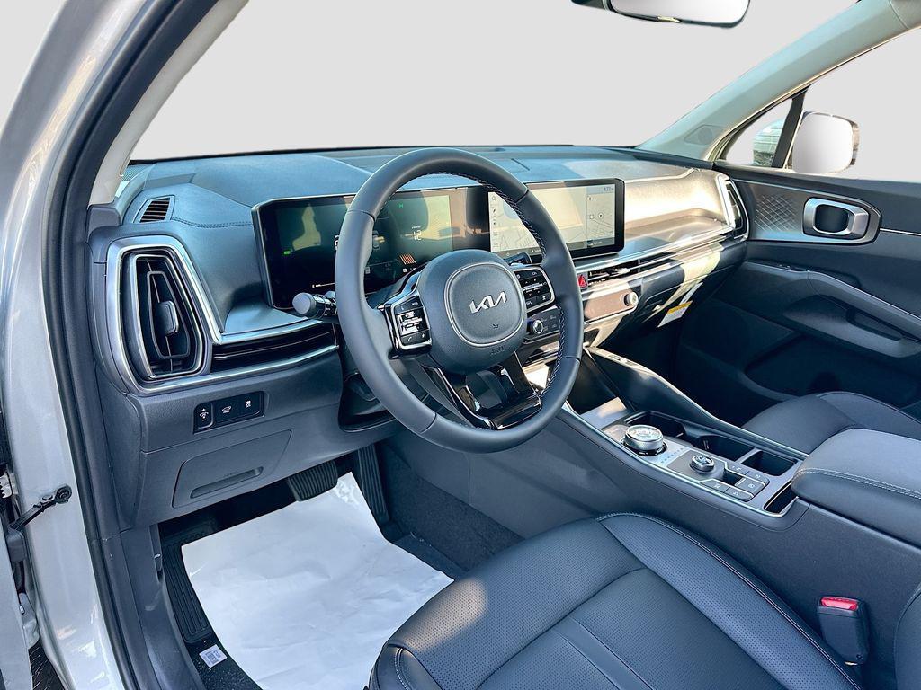 used 2025 Kia Sorento Hybrid car, priced at $34,636