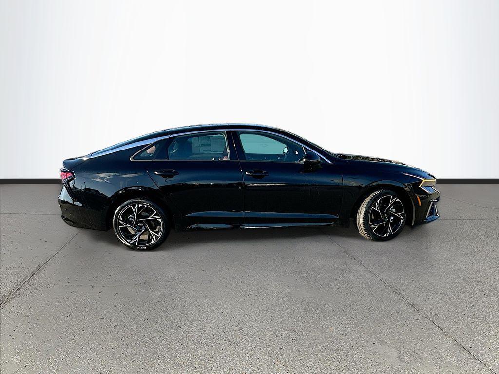 new 2026 Kia K5 car, priced at $27,416