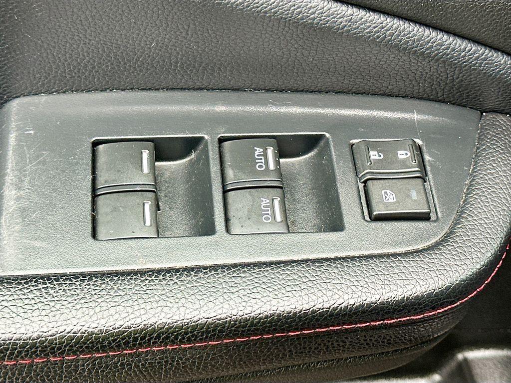 used 2022 Honda Pilot car, priced at $25,991