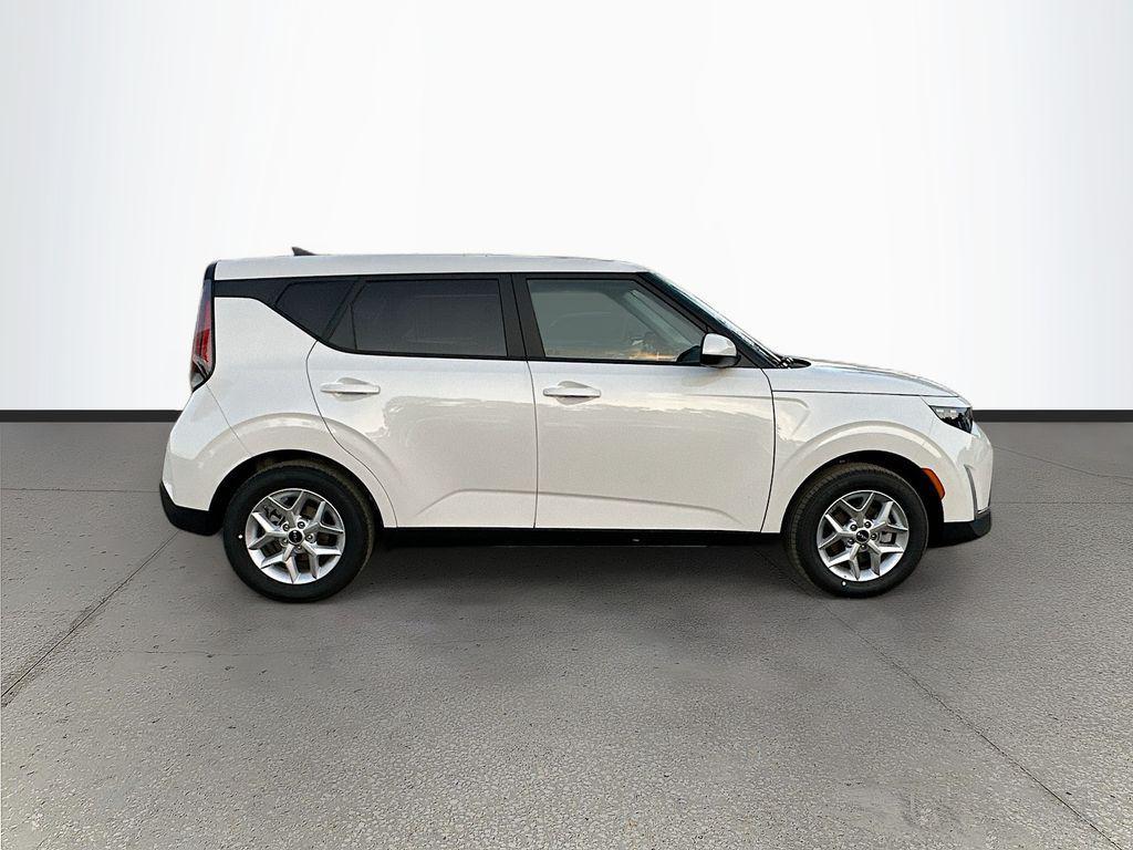 new 2025 Kia Soul car, priced at $20,214