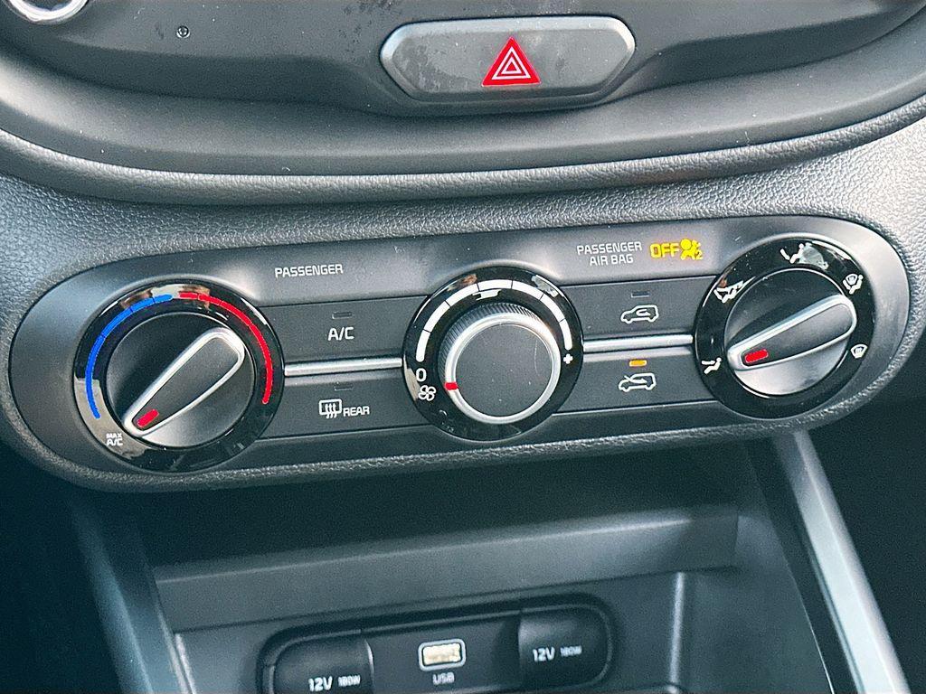 new 2025 Kia Soul car, priced at $20,214