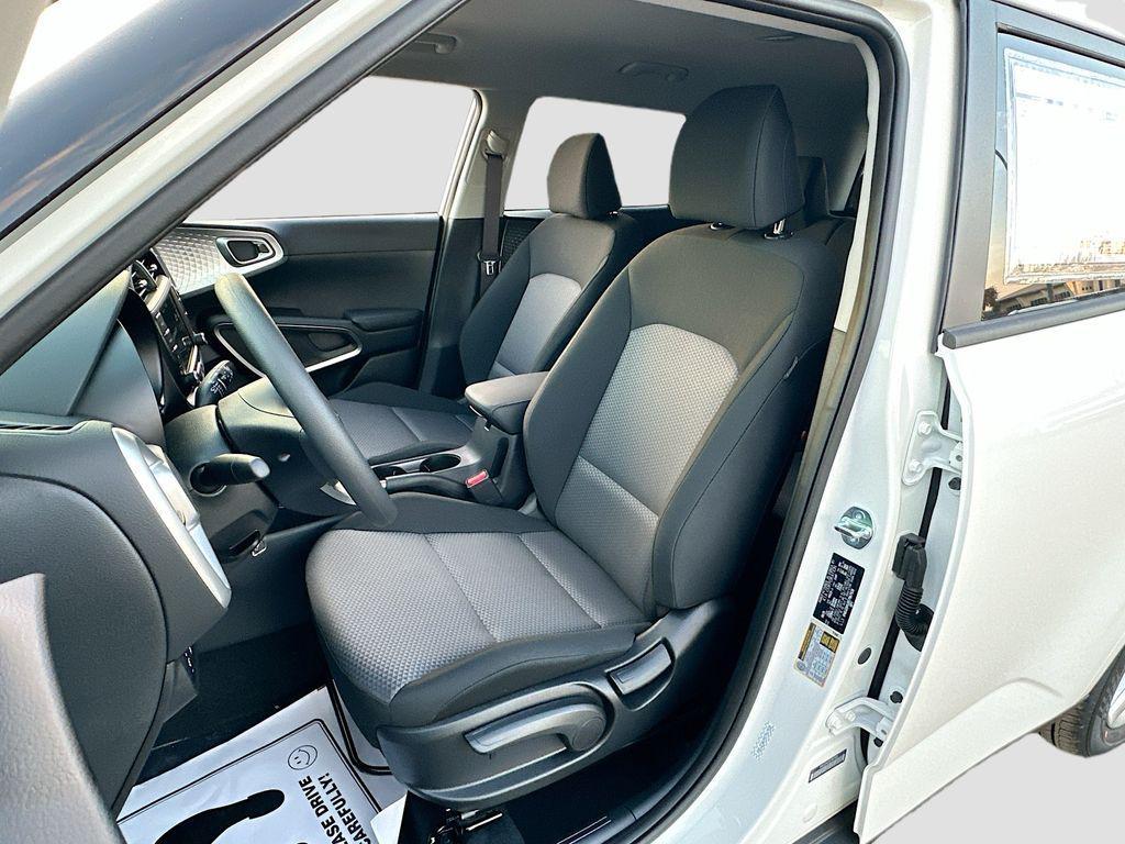 new 2025 Kia Soul car, priced at $20,214