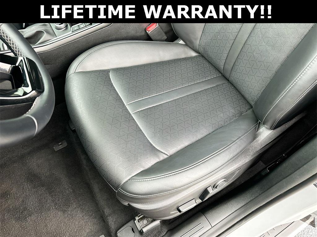 used 2023 Kia Sorento car, priced at $26,251