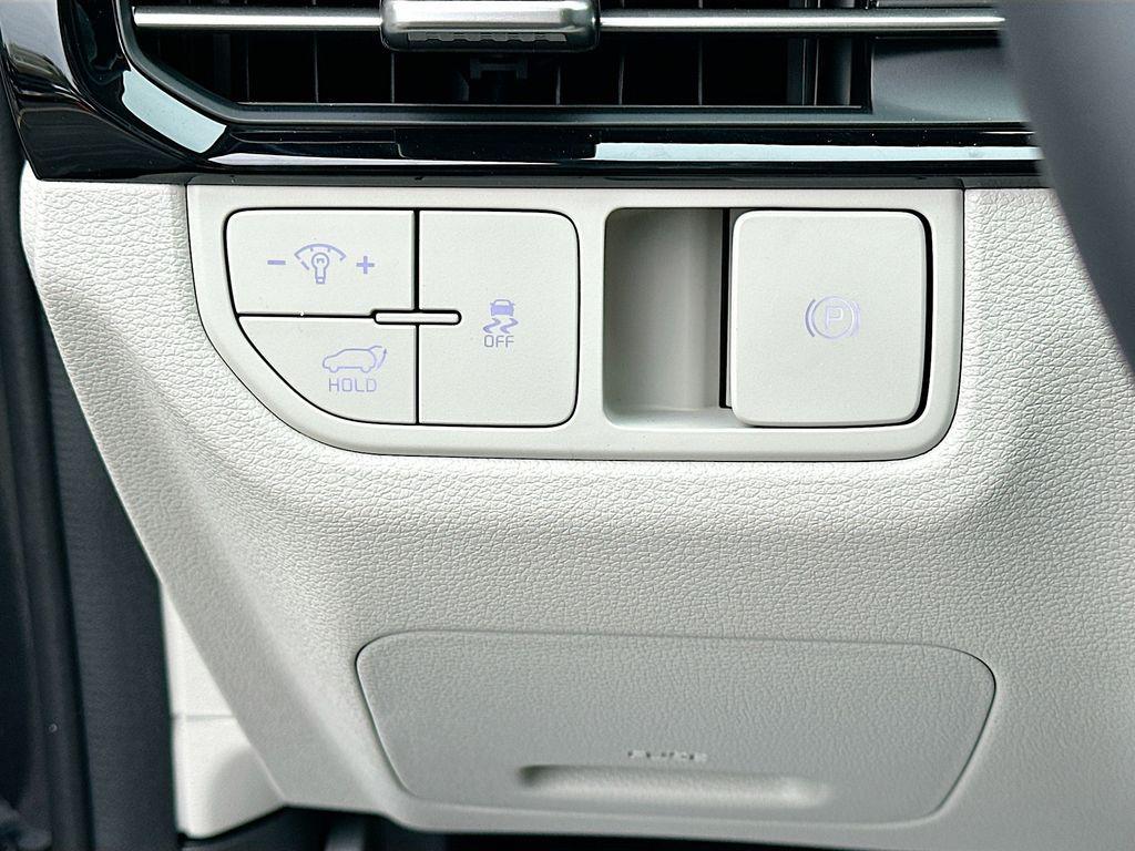 new 2026 Kia Sportage car, priced at $30,371