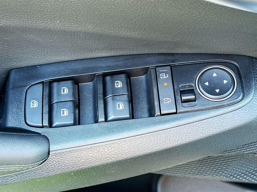 new 2026 Kia Seltos car, priced at $29,986