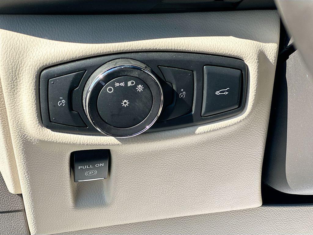 used 2016 Lincoln MKX car, priced at $19,076