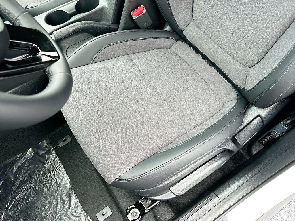 used 2025 Kia Seltos car, priced at $24,196