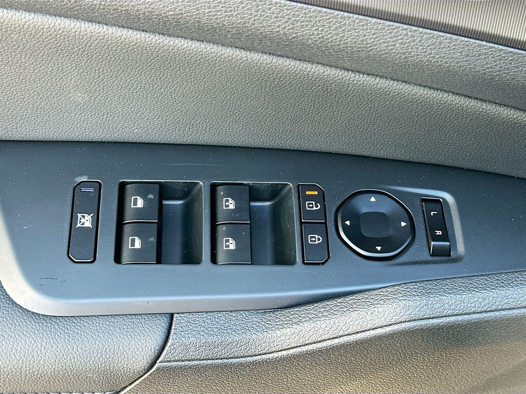 new 2026 Kia Sportage Hybrid car, priced at $33,148