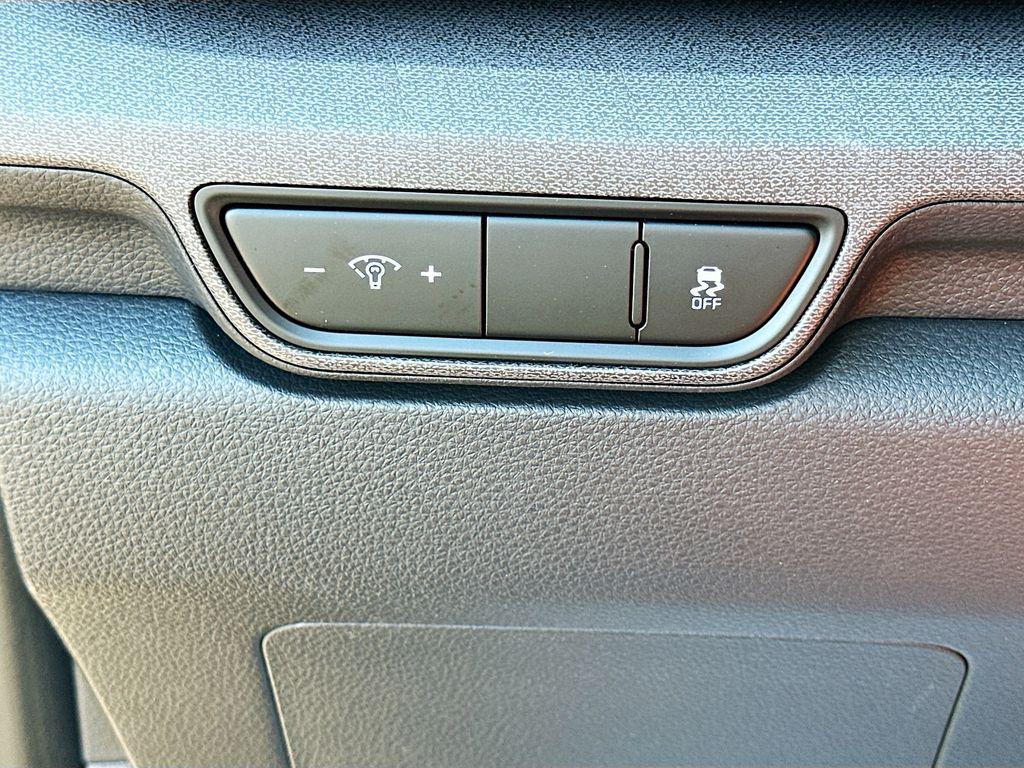 new 2026 Kia Carnival car, priced at $40,130