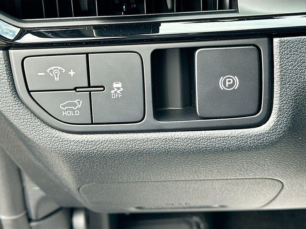 new 2026 Kia Sportage car, priced at $30,048