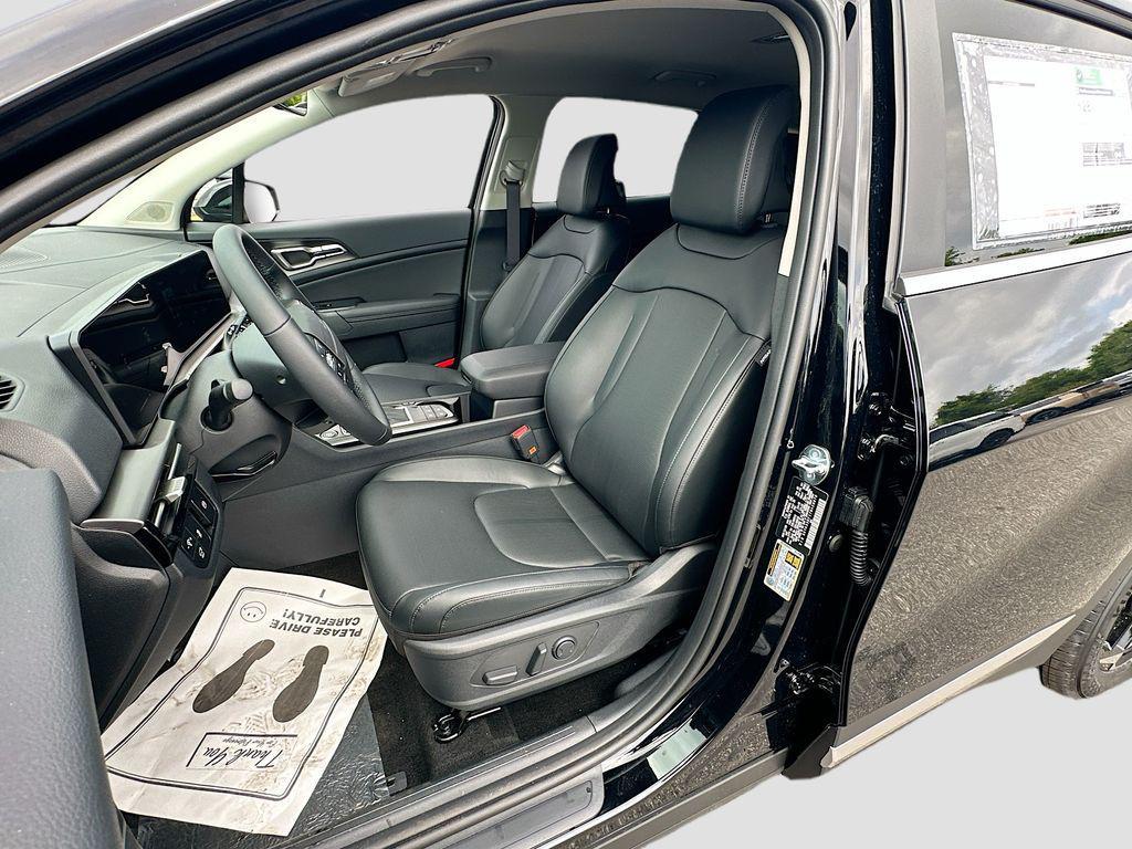 new 2026 Kia Sportage car, priced at $30,048