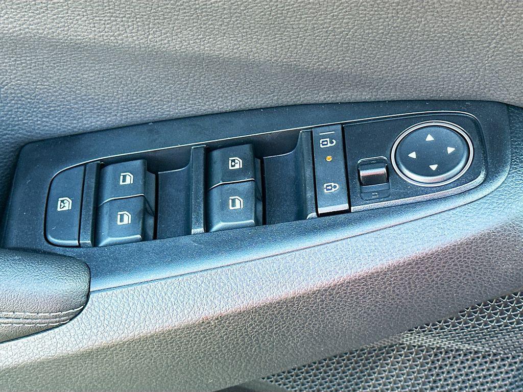 new 2026 Kia Seltos car, priced at $24,283