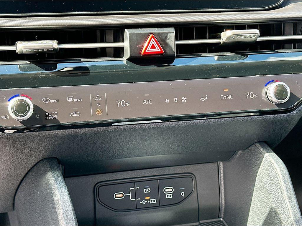 new 2026 Kia Sportage car, priced at $36,228