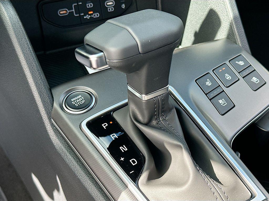 new 2026 Kia Sportage car, priced at $36,228