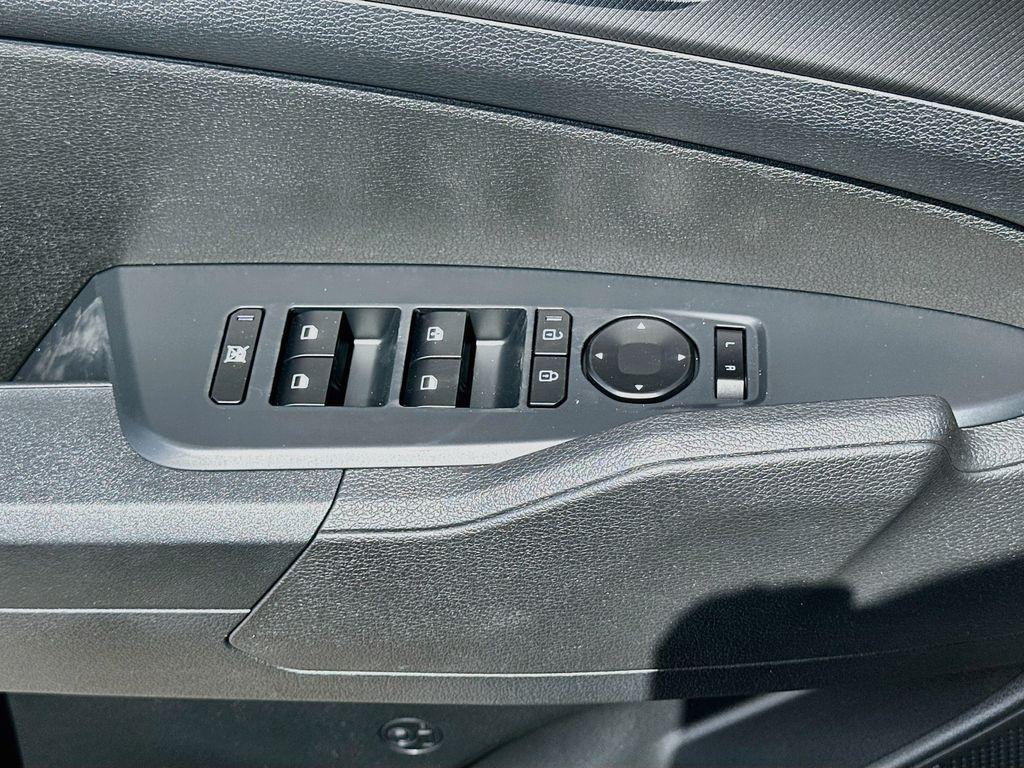 new 2026 Kia Sportage car, priced at $30,618