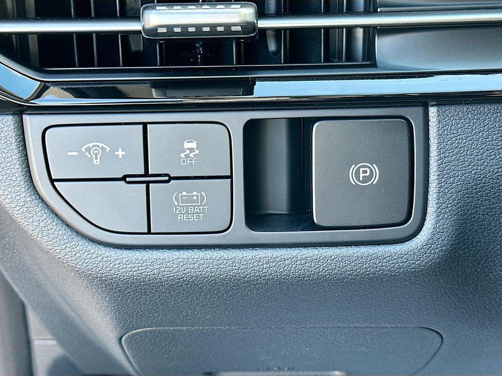 new 2026 Kia Sportage car, priced at $30,636