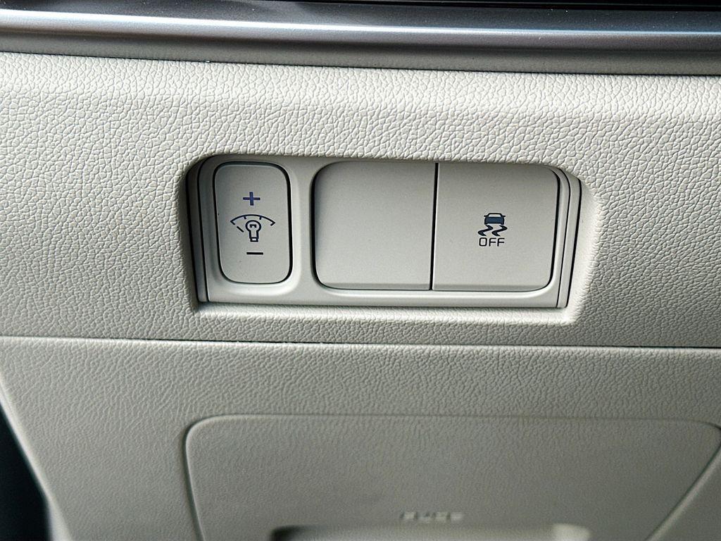 new 2026 Kia Sorento car, priced at $32,916