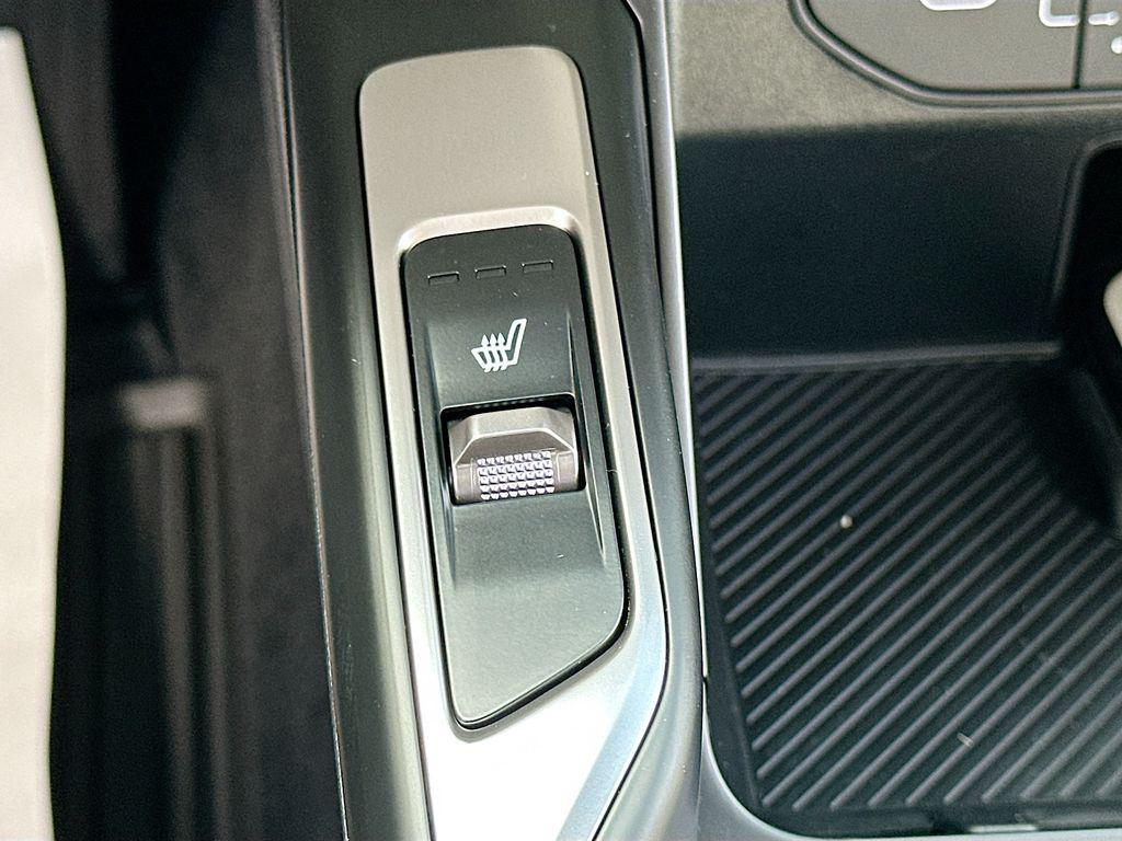 new 2026 Kia Sorento car, priced at $32,916