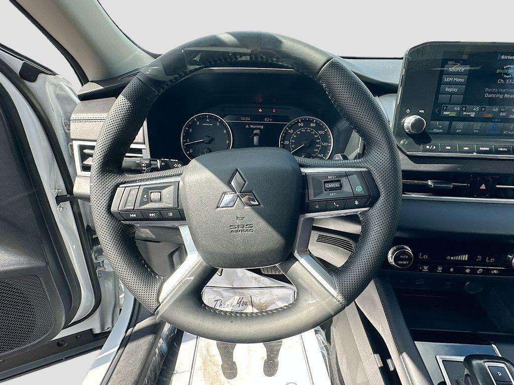 used 2024 Mitsubishi Outlander car, priced at $24,322