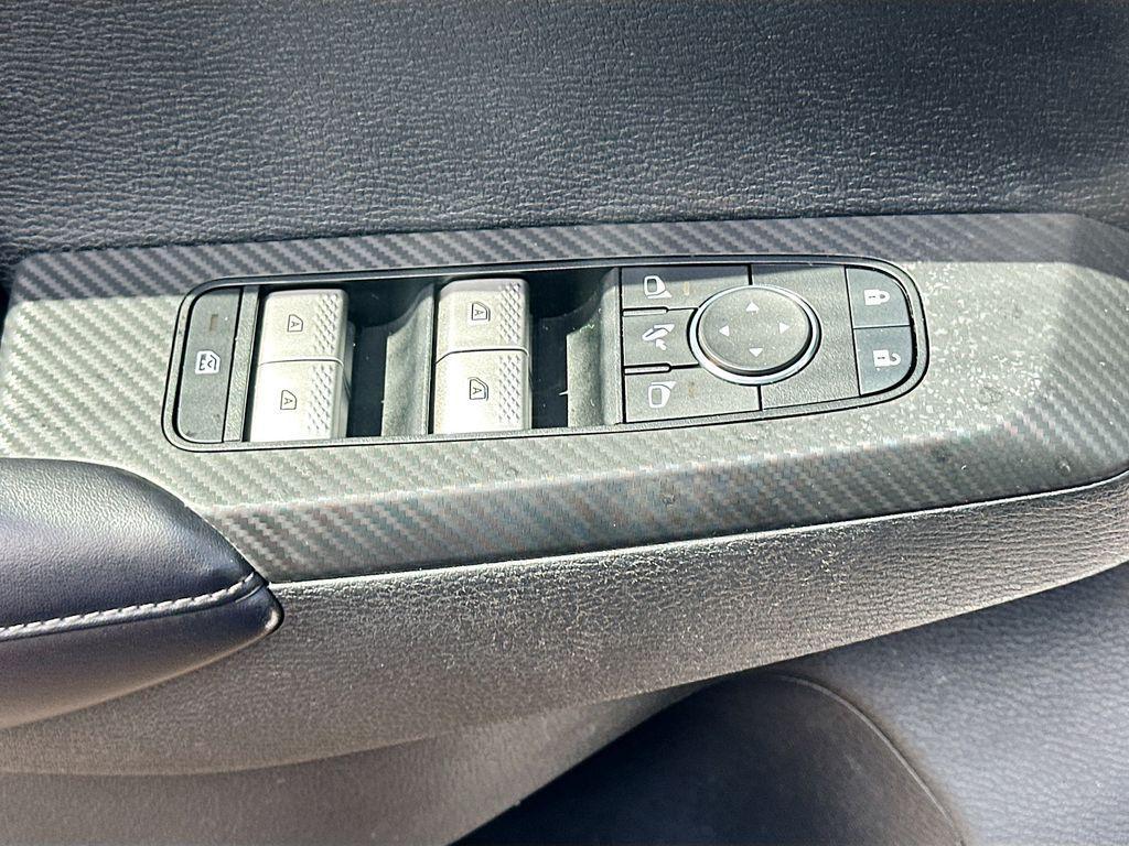 used 2024 Mitsubishi Outlander car, priced at $24,322