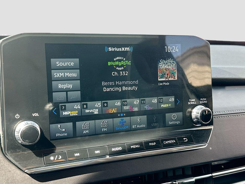 used 2024 Mitsubishi Outlander car, priced at $24,322