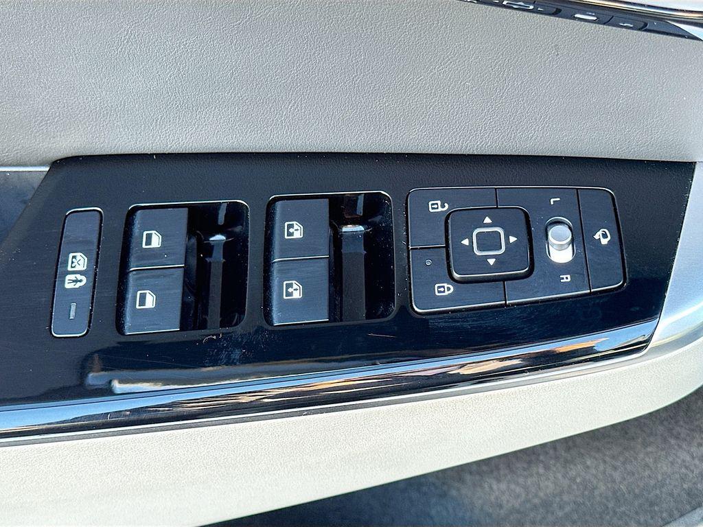 used 2023 Kia EV6 car, priced at $24,551