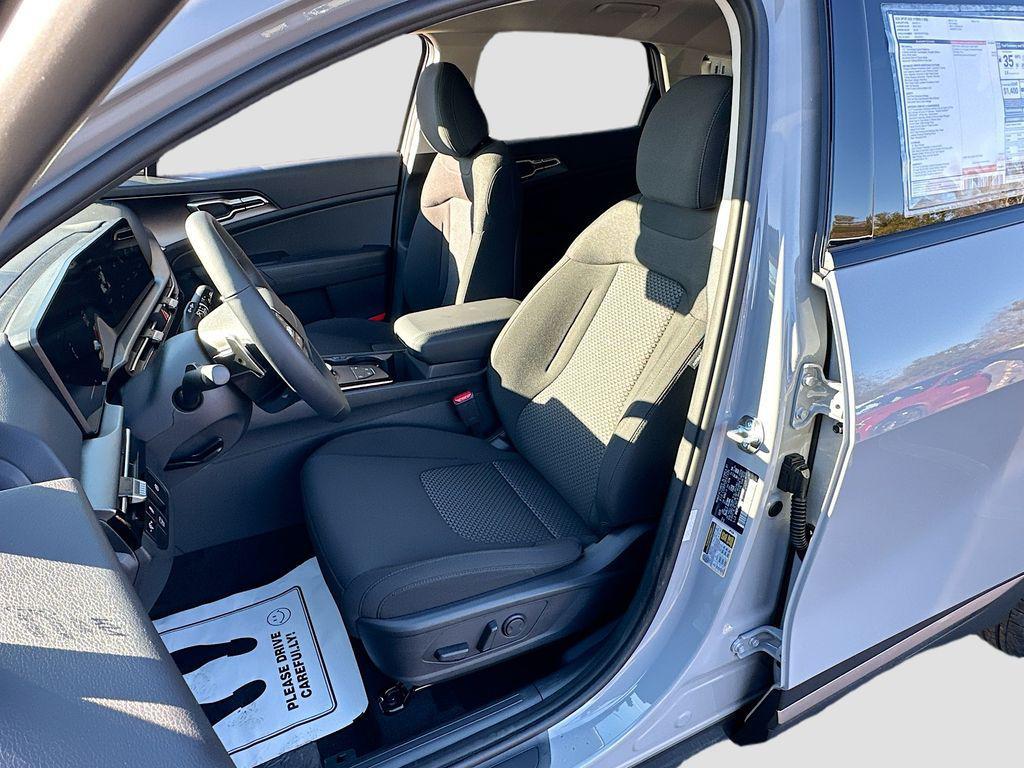 new 2026 Kia Sportage car, priced at $31,160