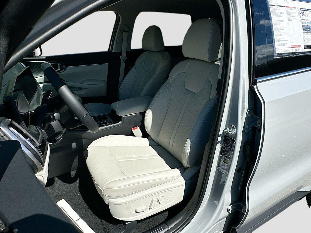 new 2026 Kia Sorento car, priced at $30,793