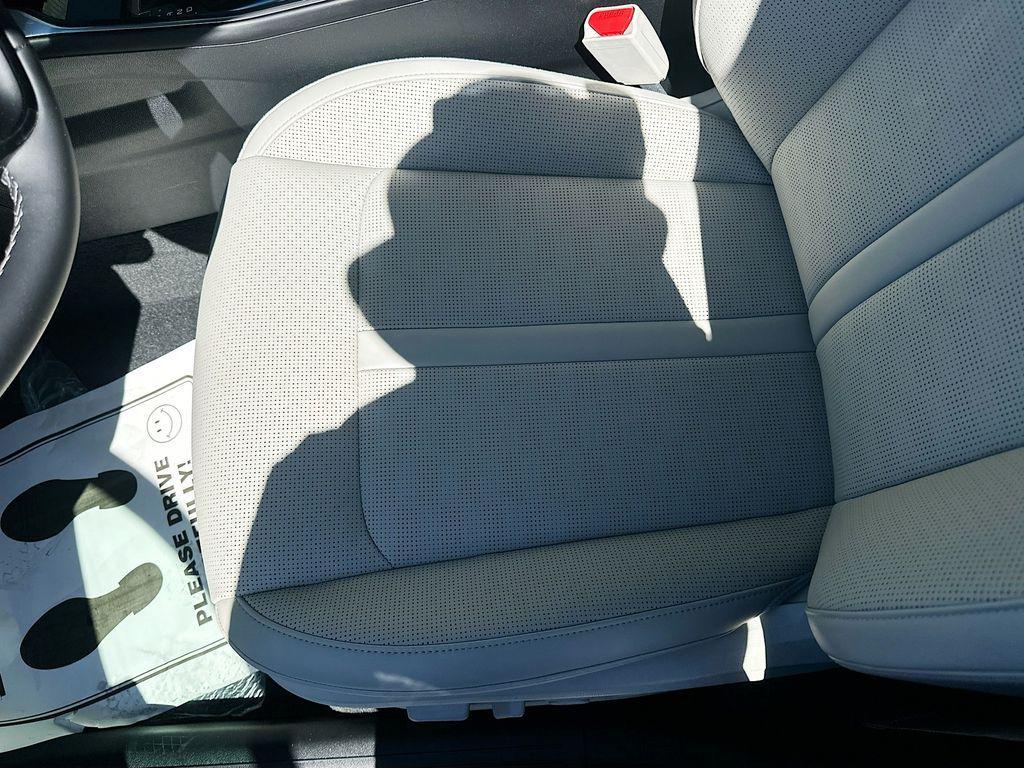 new 2026 Kia Sorento car, priced at $30,793