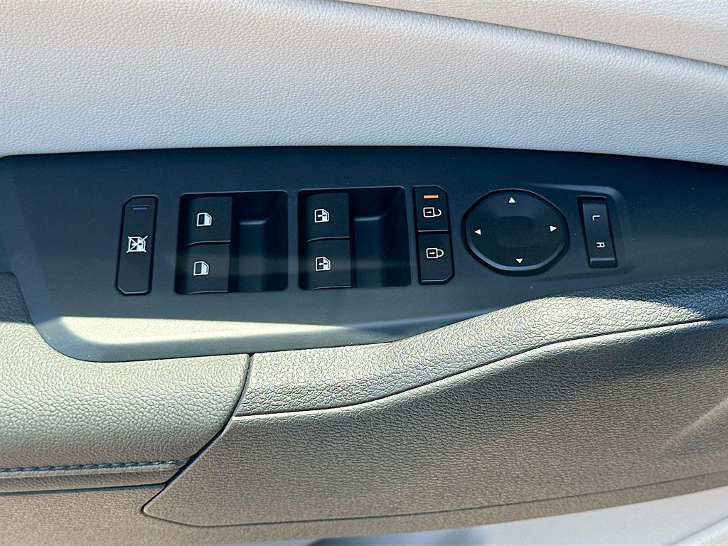 new 2026 Kia Sportage car, priced at $32,132