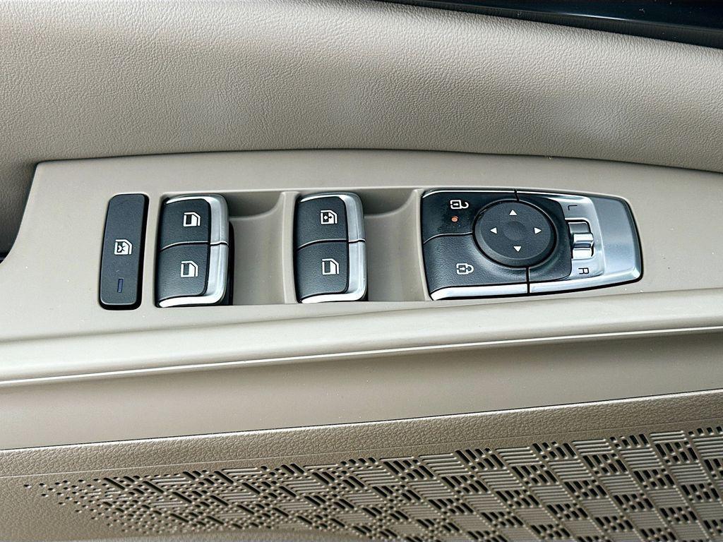 new 2026 Kia Carnival car, priced at $38,023