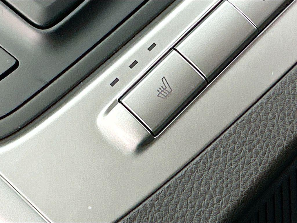 new 2026 Kia Carnival car, priced at $38,023