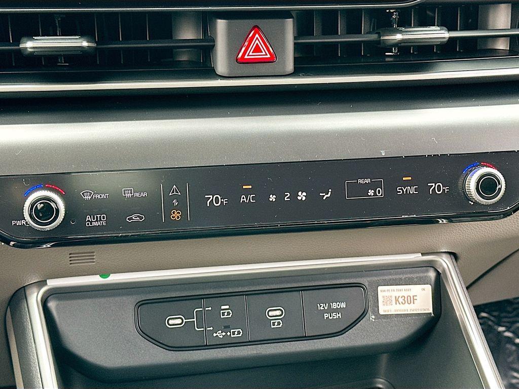 new 2026 Kia Carnival car, priced at $38,023