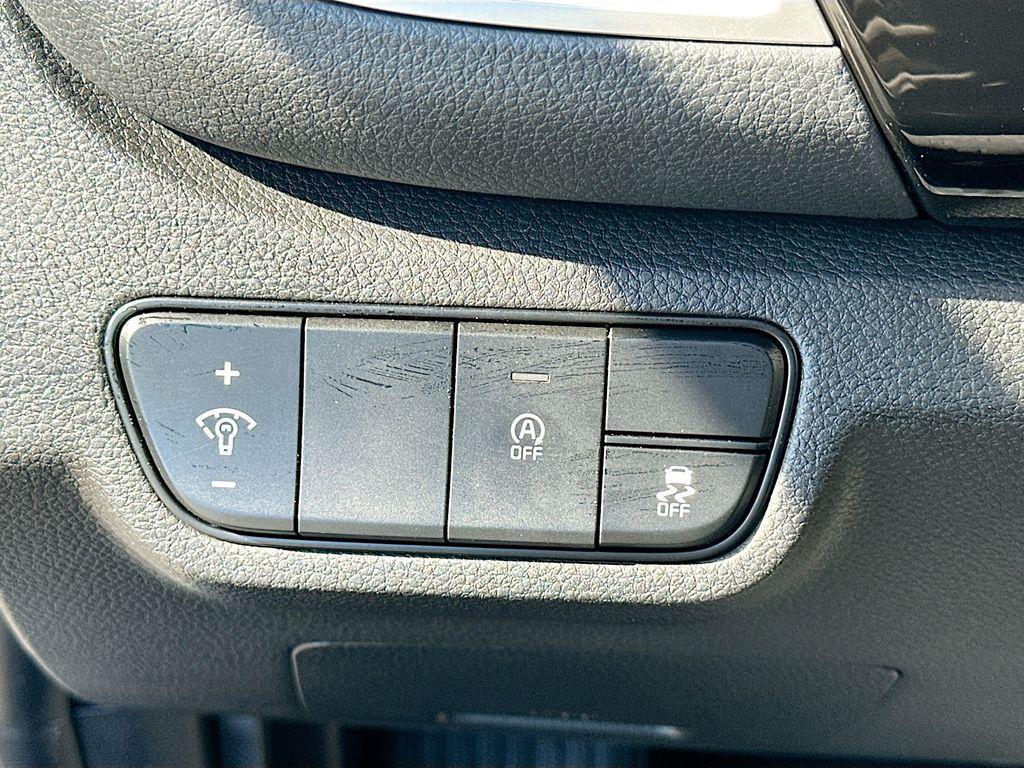 used 2024 Kia Seltos car, priced at $19,551