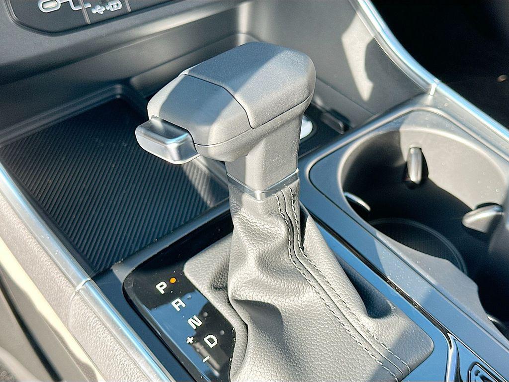 new 2026 Kia Carnival car, priced at $46,625