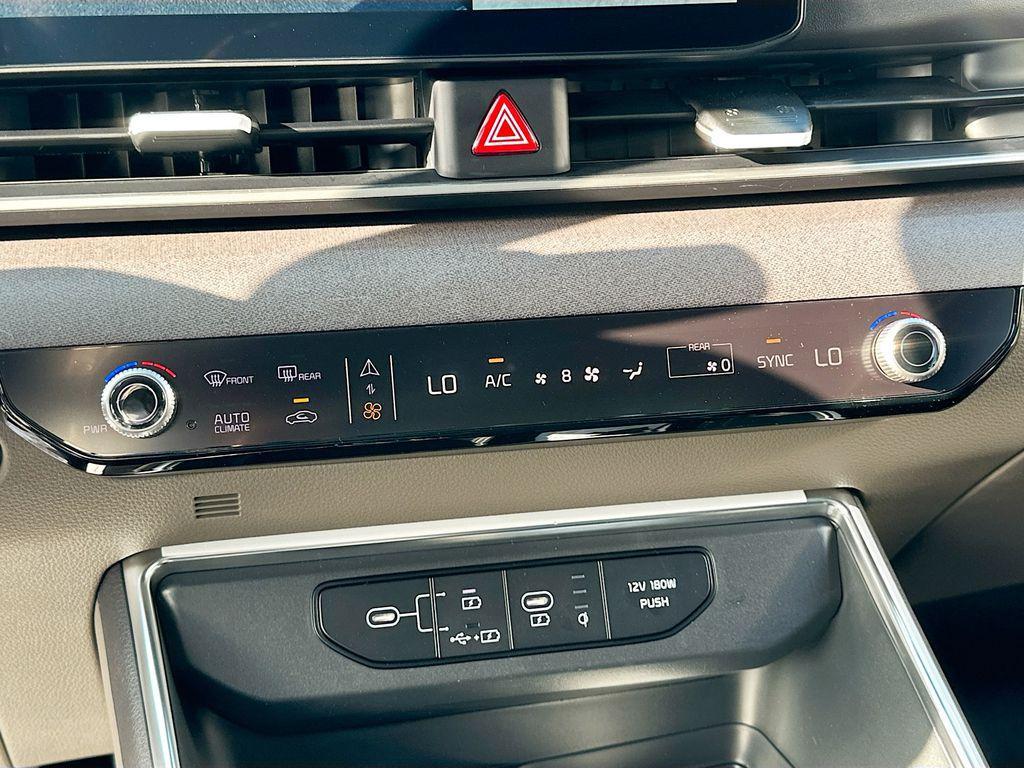 new 2026 Kia Carnival car, priced at $46,625