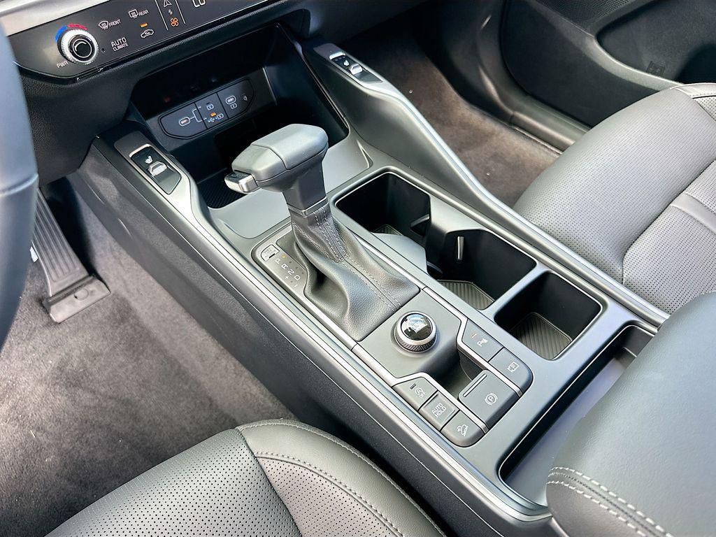 new 2026 Kia Sorento car, priced at $31,618