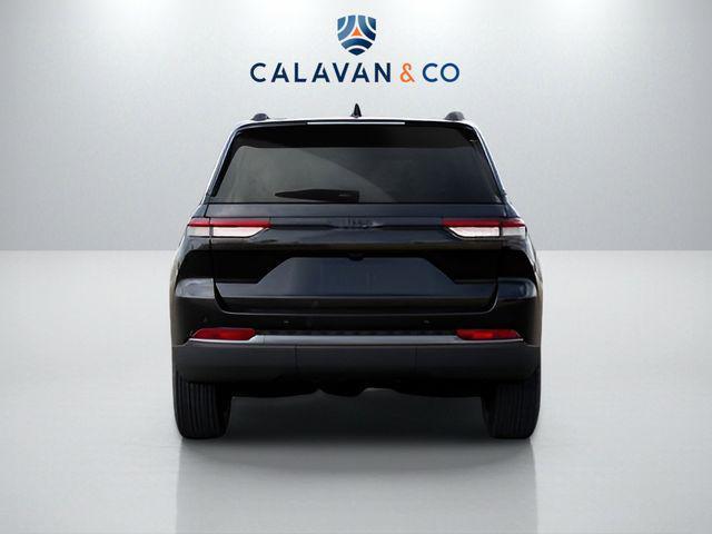 new 2026 Jeep Grand Cherokee car, priced at $43,175