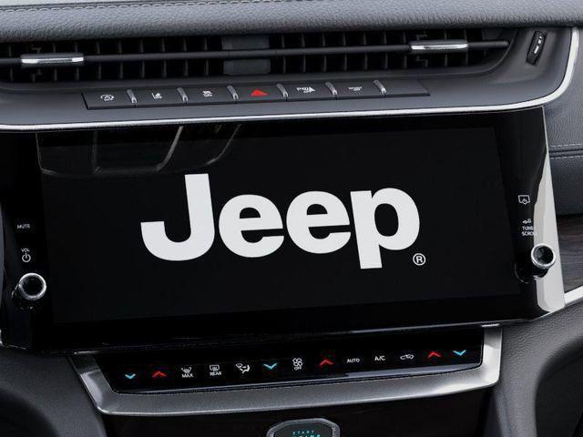 new 2026 Jeep Grand Cherokee car, priced at $43,175