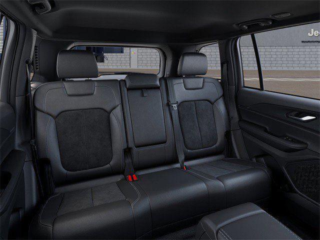 new 2025 Jeep Grand Cherokee car, priced at $39,188