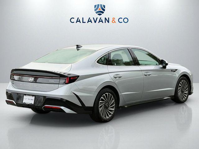 used 2025 Hyundai Sonata Hybrid car, priced at $26,491