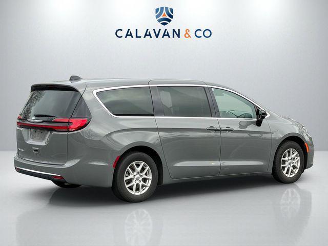 used 2025 Chrysler Pacifica car, priced at $29,491