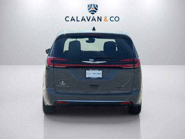 used 2025 Chrysler Pacifica car, priced at $28,991