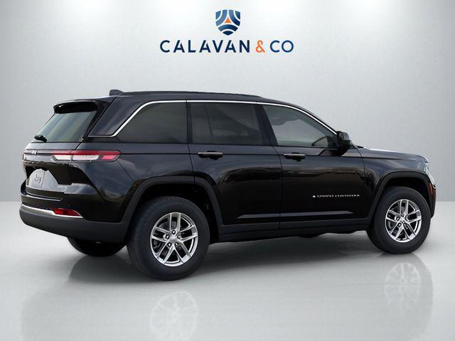 new 2025 Jeep Grand Cherokee car, priced at $30,780
