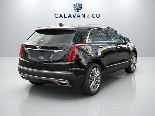 used 2022 Cadillac XT5 car, priced at $28,991
