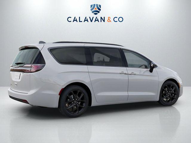new 2026 Chrysler Pacifica car, priced at $49,905